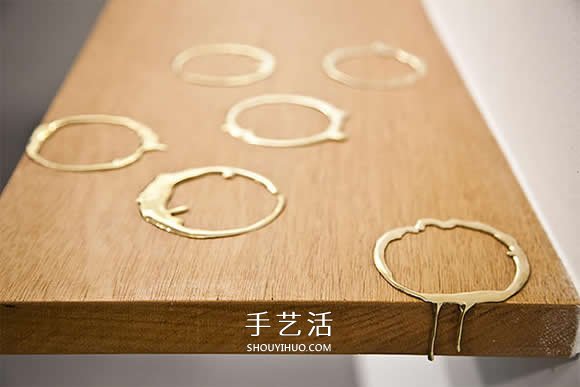 名副其实的“流金”岁月 模拟液体的黄铜雕塑 -  www.shouyihuo.com