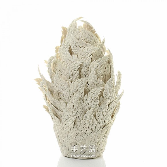 感受手作的精巧 以花草形象堆迭出立体瓷器 -  www.shouyihuo.com