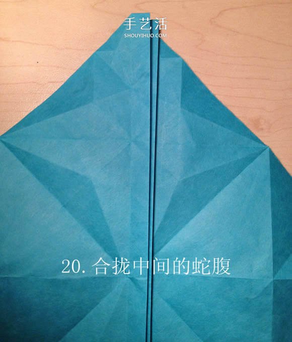 叶虫的折纸方法图解 如何折叶子虫的步骤图 -  www.shouyihuo.com