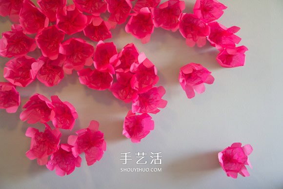 把春天藏在家中 用棉纸手工制作花朵装饰墙壁 -  www.shouyihuo.com