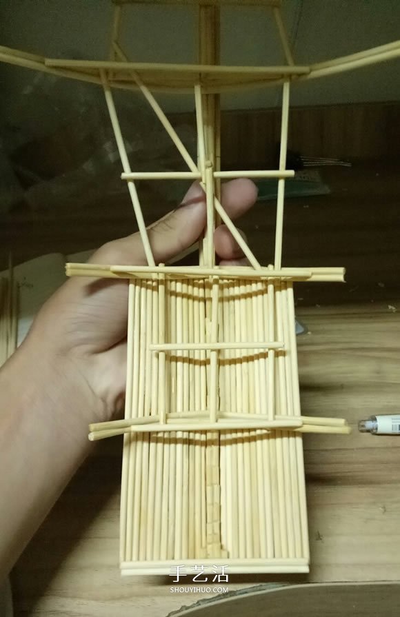 古代战船模型手工制作 纯以一次性筷子完成 -  www.shouyihuo.com