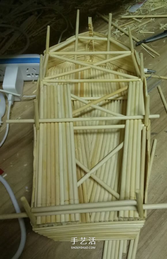 古代战船模型手工制作 纯以一次性筷子完成 -  www.shouyihuo.com
