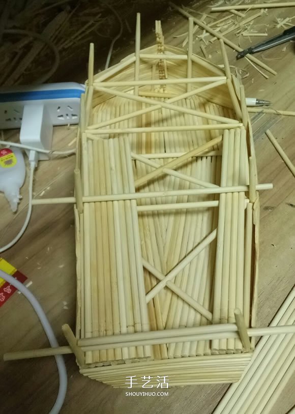古代战船模型手工制作 纯以一次性筷子完成 -  www.shouyihuo.com