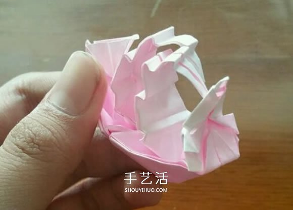 扬帆帆船的折法图解 折纸古代帆船的步骤图 -  www.shouyihuo.com