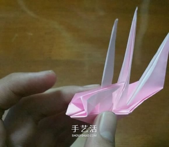 扬帆帆船的折法图解 折纸古代帆船的步骤图 -  www.shouyihuo.com