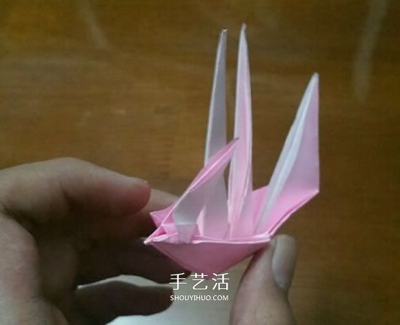 扬帆帆船的折法图解 折纸古代帆船的步骤图 -  www.shouyihuo.com