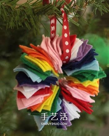 不织布做多彩圣诞花环 最简单布艺圣诞花环DIY -  www.shouyihuo.com