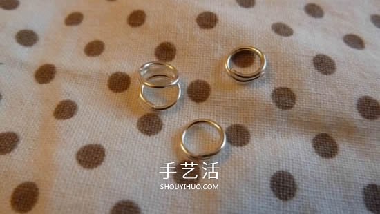 DIY铜线手链的步骤图 铜线手工制作手饰教程 -  www.shouyihuo.com