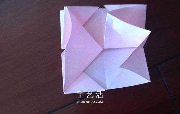 小清新旋转玫瑰的折法 带图解和实拍步骤 -  www.shouyihuo.com