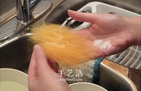 羊毛毡插花装饰品DIY 只要把羊毛搓成球就可以 -  www.shouyihuo.com
