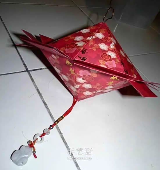 红包走马灯的制作方法 怎么做新年走马灯图解 -  www.shouyihuo.com
