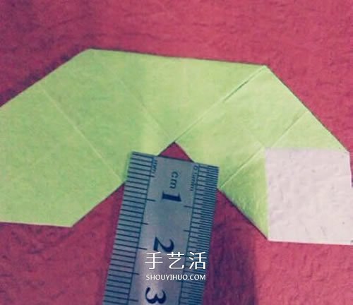 情侣互赠礼物的包装盒 漂亮爱心礼品盒的折法 -  www.shouyihuo.com
