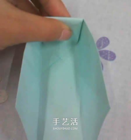 带盖方形包装盒的折法 还包括盒盖上的蝴蝶结 -  www.shouyihuo.com