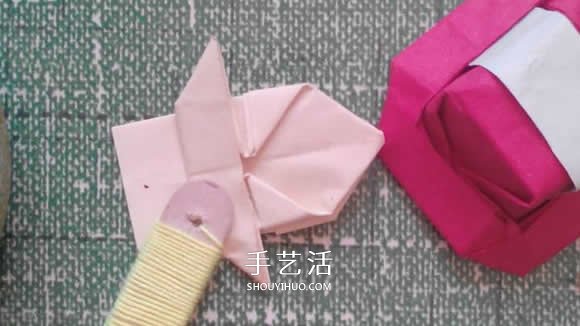 简单小帽子的折纸方法 带帽檐帽子怎么折图解 -  www.shouyihuo.com