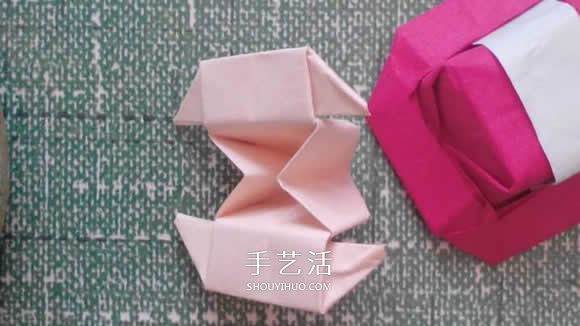 简单小帽子的折纸方法 带帽檐帽子怎么折图解 -  www.shouyihuo.com