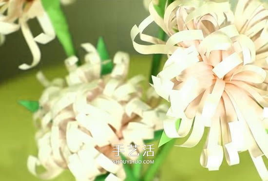 重阳节手工制作 彩纸做立体菊花的方法图解 -  www.shouyihuo.com