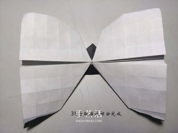 折纸蝴蝶的详细步骤图 手工菜粉蝶的折法图解 -  www.shouyihuo.com