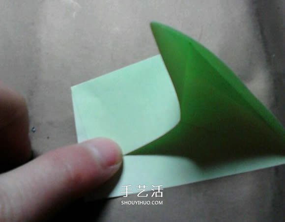 超详细步骤：手工凡尔塞玫瑰盒子的折法图解 -  www.shouyihuo.com