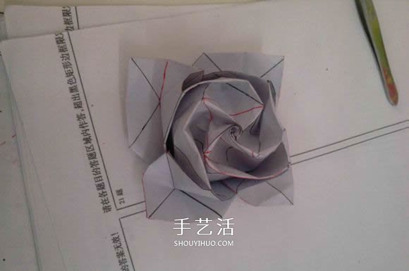 罗斯巴德玫瑰花的折法 折纸卷心福山的步骤图 -  www.shouyihuo.com