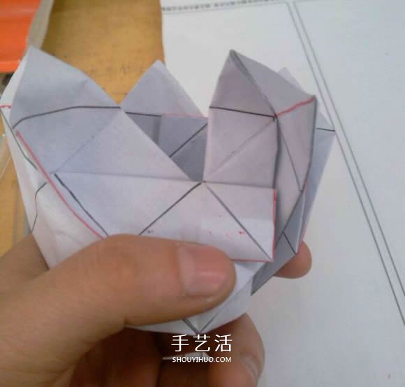 罗斯巴德玫瑰花的折法 折纸卷心福山的步骤图 -  www.shouyihuo.com