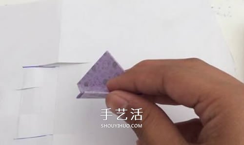 简单飞机手偶的折法 幼儿手工折纸手偶小飞机 -  www.shouyihuo.com