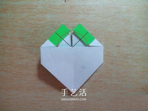 大格纹爱心的折纸方法 简单格纹心叠纸图解 -  www.shouyihuo.com