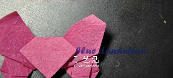 浪漫蝴蝶心的折法图解 折纸蝴蝶爱心的步骤图 -  www.shouyihuo.com