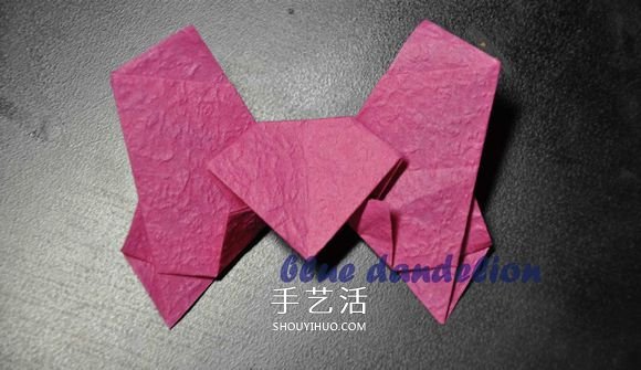 浪漫蝴蝶心的折法图解 折纸蝴蝶爱心的步骤图 -  www.shouyihuo.com