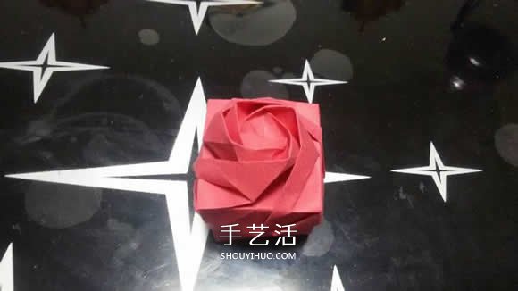 玫瑰纸盒的折法图解 情人节玫瑰礼品盒折纸 -  www.shouyihuo.com