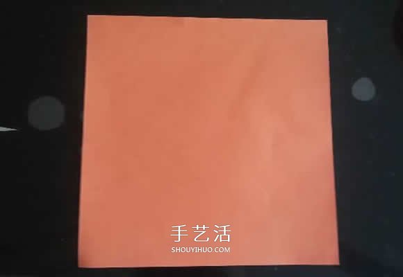 玫瑰纸盒的折法图解 情人节玫瑰礼品盒折纸 -  www.shouyihuo.com