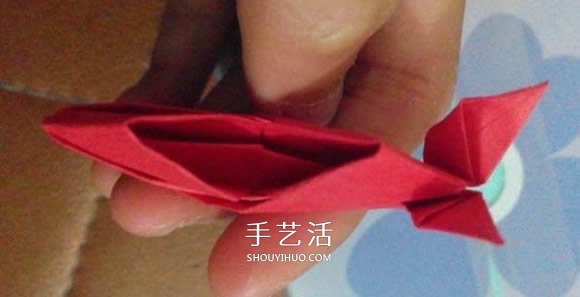 怎么折纸兔子鞋的过程 手工兔子鞋子的折法 -  www.shouyihuo.com
