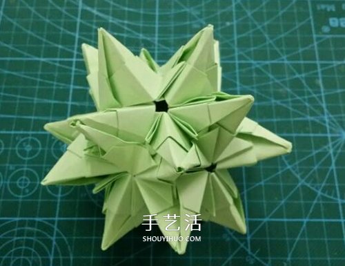 怎么折纸星星花球图解 发射光芒立体星星的折法 -  www.shouyihuo.com