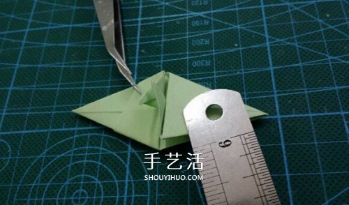 怎么折纸星星花球图解 发射光芒立体星星的折法 -  www.shouyihuo.com