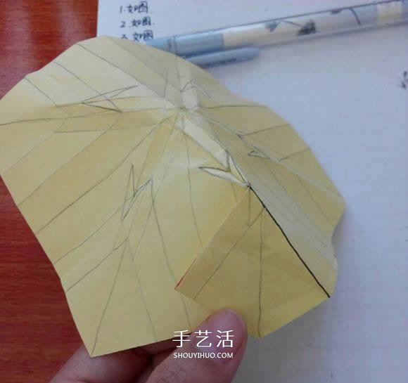 五瓣佐藤玫瑰折法图解 怎么折佐藤玫瑰花步骤 -  www.shouyihuo.com
