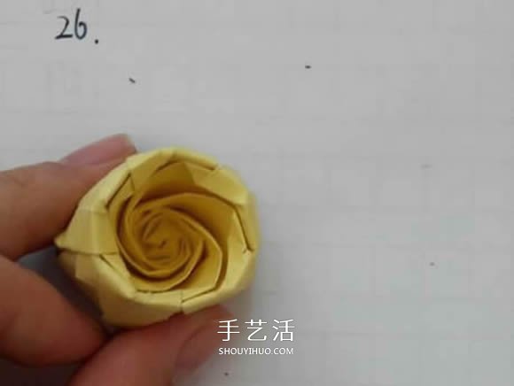 五瓣佐藤玫瑰折法图解 怎么折佐藤玫瑰花步骤 -  www.shouyihuo.com