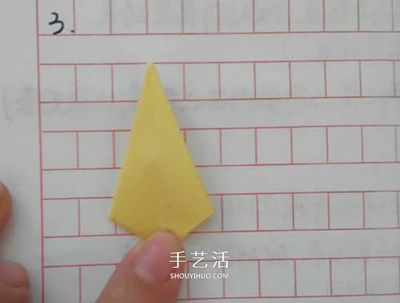 五瓣佐藤玫瑰折法图解 怎么折佐藤玫瑰花步骤 -  www.shouyihuo.com