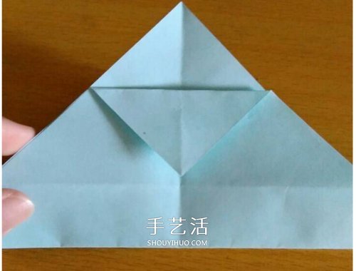 风车盒子怎么折图解教程 方形风车礼盒的折法 -  www.shouyihuo.com