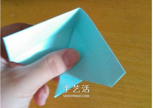 风车盒子怎么折图解教程 方形风车礼盒的折法 -  www.shouyihuo.com