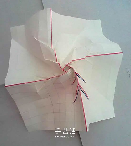 情人节前练练手 美丽纸玫瑰花的折叠步骤图 -  www.shouyihuo.com