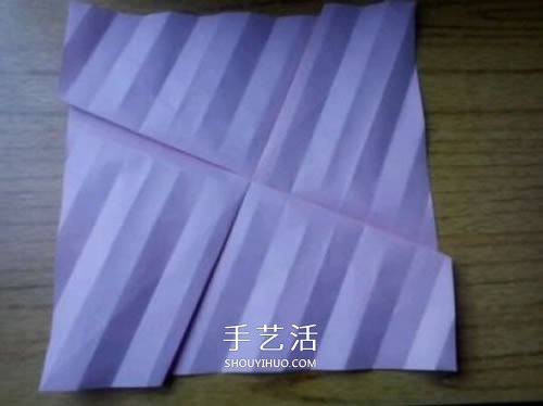 AP玫瑰折纸方法图解 漂亮花型玫瑰怎么折图解 -  www.shouyihuo.com