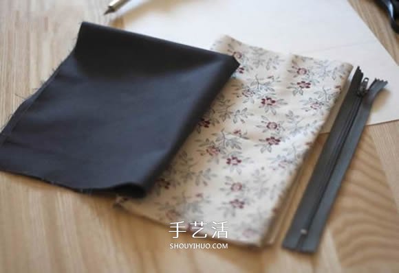 自制方形化妆包的方法 手工化妆包制作教程 -  www.shouyihuo.com