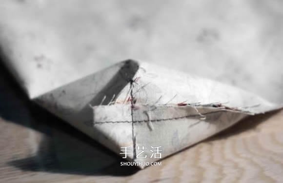自制方形化妆包的方法 手工化妆包制作教程 -  www.shouyihuo.com