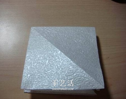 寓意百年好合！ 美丽纸百合花的折叠方法图解 -  www.shouyihuo.com