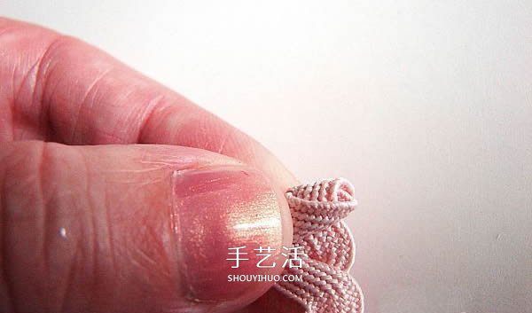 花布条玫瑰花手工制作 布条玫瑰花饰品DIY图解 -  www.shouyihuo.com