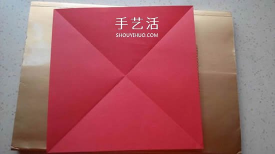 儿童简单折纸盒教程 鼎形纸盒的折法图解 -  www.shouyihuo.com