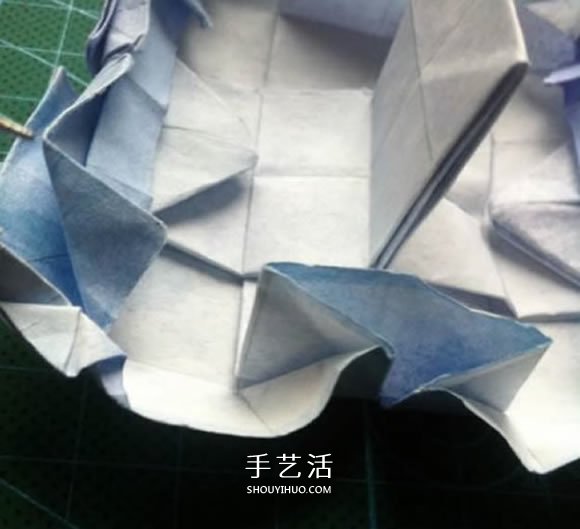 谷田尚之的折纸教程 可爱纸巾盒的折法图解 -  www.shouyihuo.com