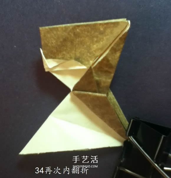 把猫猫“戴”身边！猫头戒指的折纸方法图解 -  www.shouyihuo.com