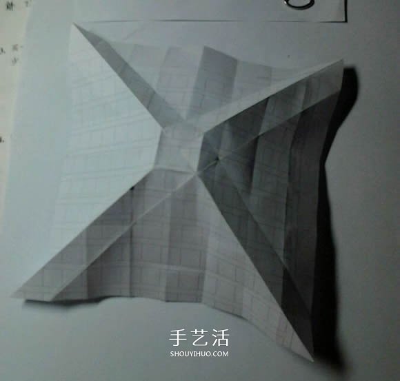 福山玫瑰改造而来 漂亮四角玫瑰花的折法图解 -  www.shouyihuo.com