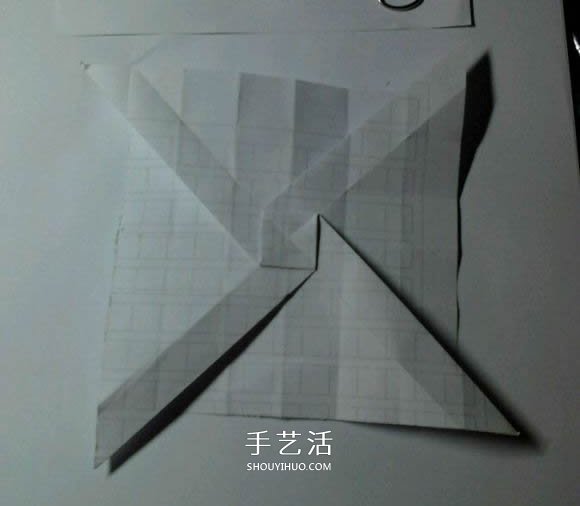 福山玫瑰改造而来 漂亮四角玫瑰花的折法图解 -  www.shouyihuo.com