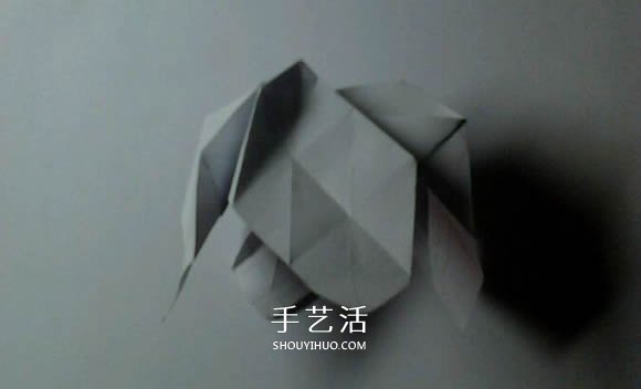 福山玫瑰改造而来 漂亮四角玫瑰花的折法图解 -  www.shouyihuo.com